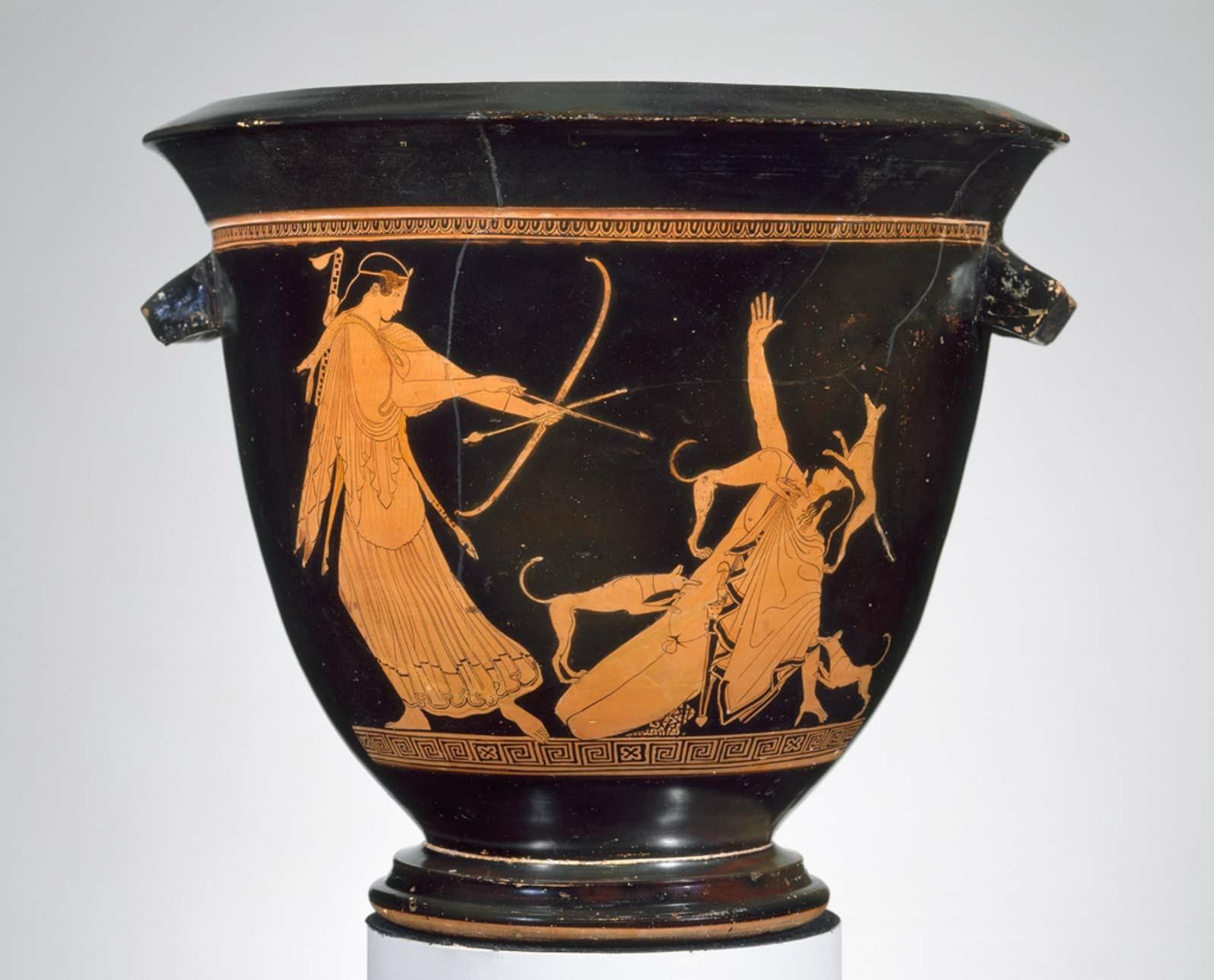 Mixing bowl (bell krater) with the death of Aktaion and a pursuit scene –  Works – Museum of Fine Arts, Boston